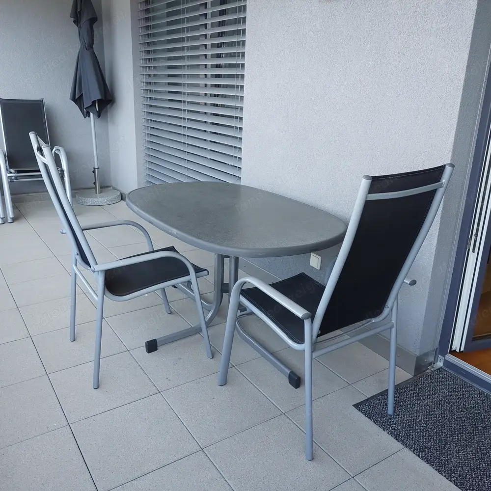 GartenTisch und Stühle GartenTisch und Stühle
