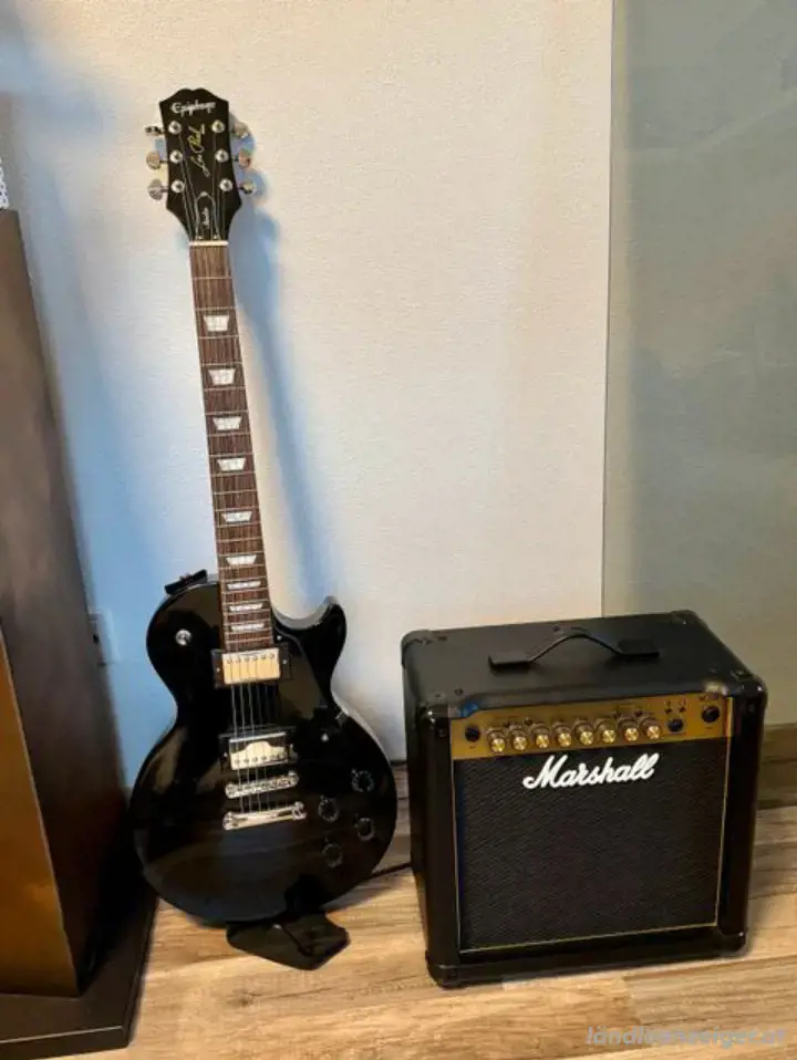 Epiphone Gibson Les Paul studio EB inkl. Marshall MG15GFX