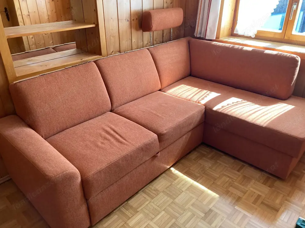 neuwertiges Sofa ausziehbar und aufklappbar neuwertiges Sofa ausziehbar und aufklappbar