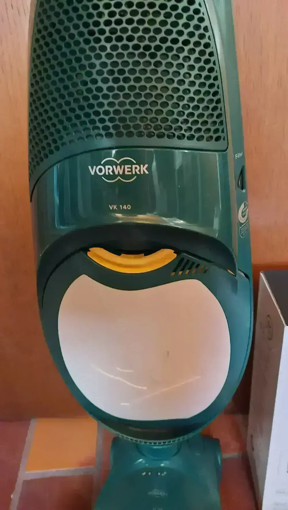 Verkaufe kaum gebrauchten Vorwerk Kobold 140 Staubsauger Verkaufe kaum gebrauchten Vorwerk Kobold 140 Staubsauger
