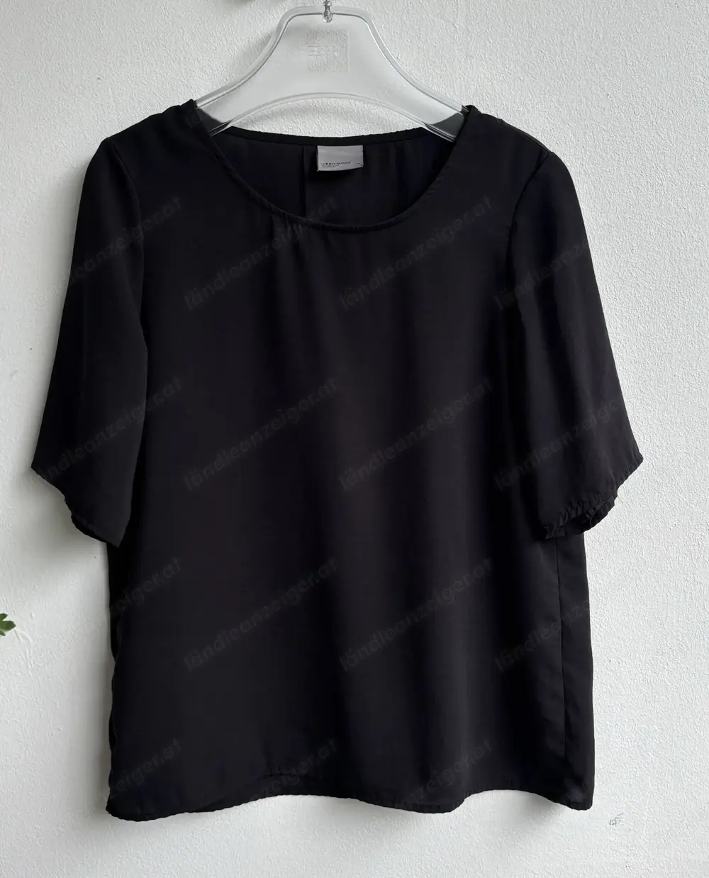 Feines schwarzes kurzarm Ober von Vero Moda Feines schwarzes kurzarm Ober von Vero Moda