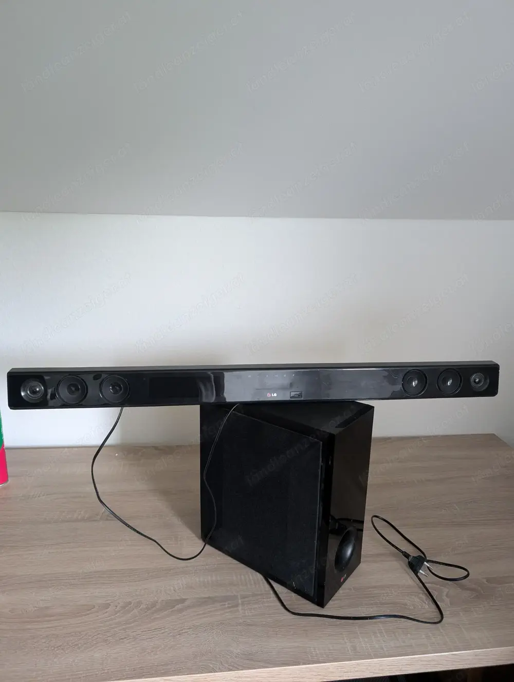 LG Soundbar inkl. Subwoofer zu verkaufen. LG Soundbar inkl. Subwoofer zu verkaufen.