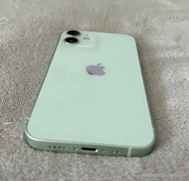 Apple iPhone 13, 128 Go , akku : 86% mit OVP Apple iPhone 13, 128 Go , akku : 86% mit OVP