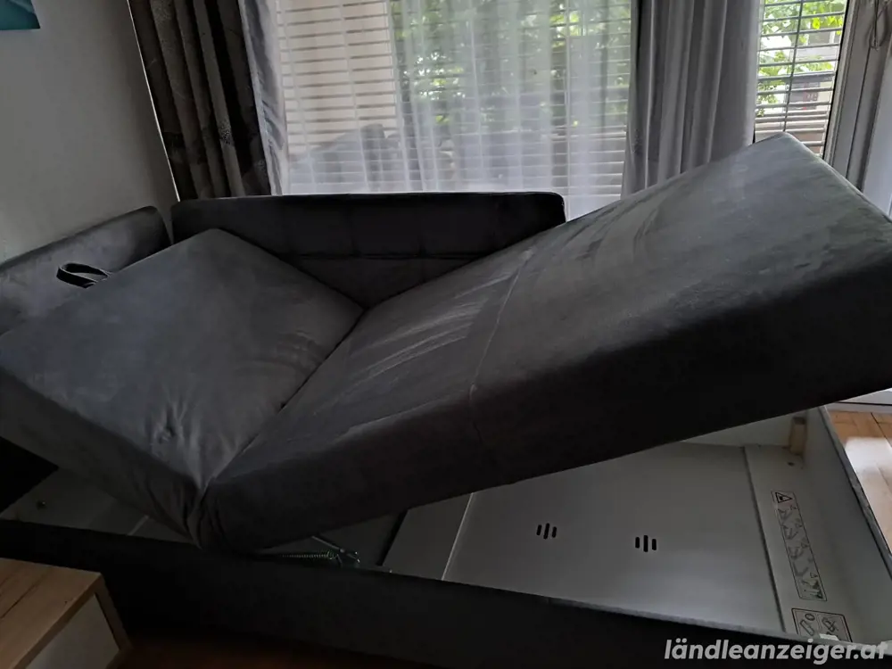 Schlafsofa dringend wegen Umzug abzugeben Schlafsofa dringend wegen Umzug abzugeben