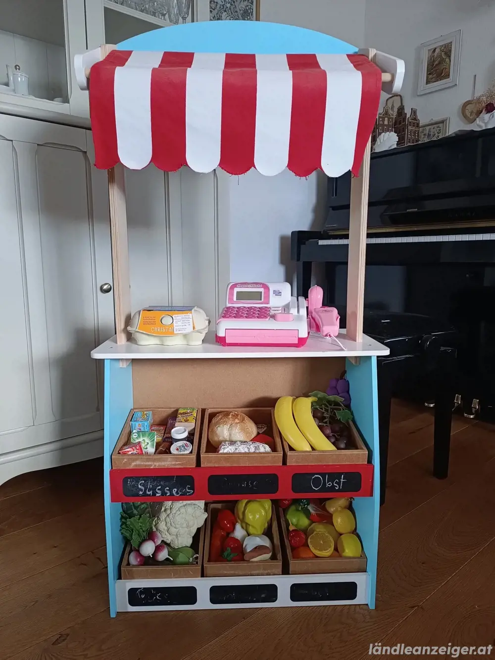 2 in 1 Verkaufsstand und Kasperltheater 2 in 1 Verkaufsstand und Kasperltheater