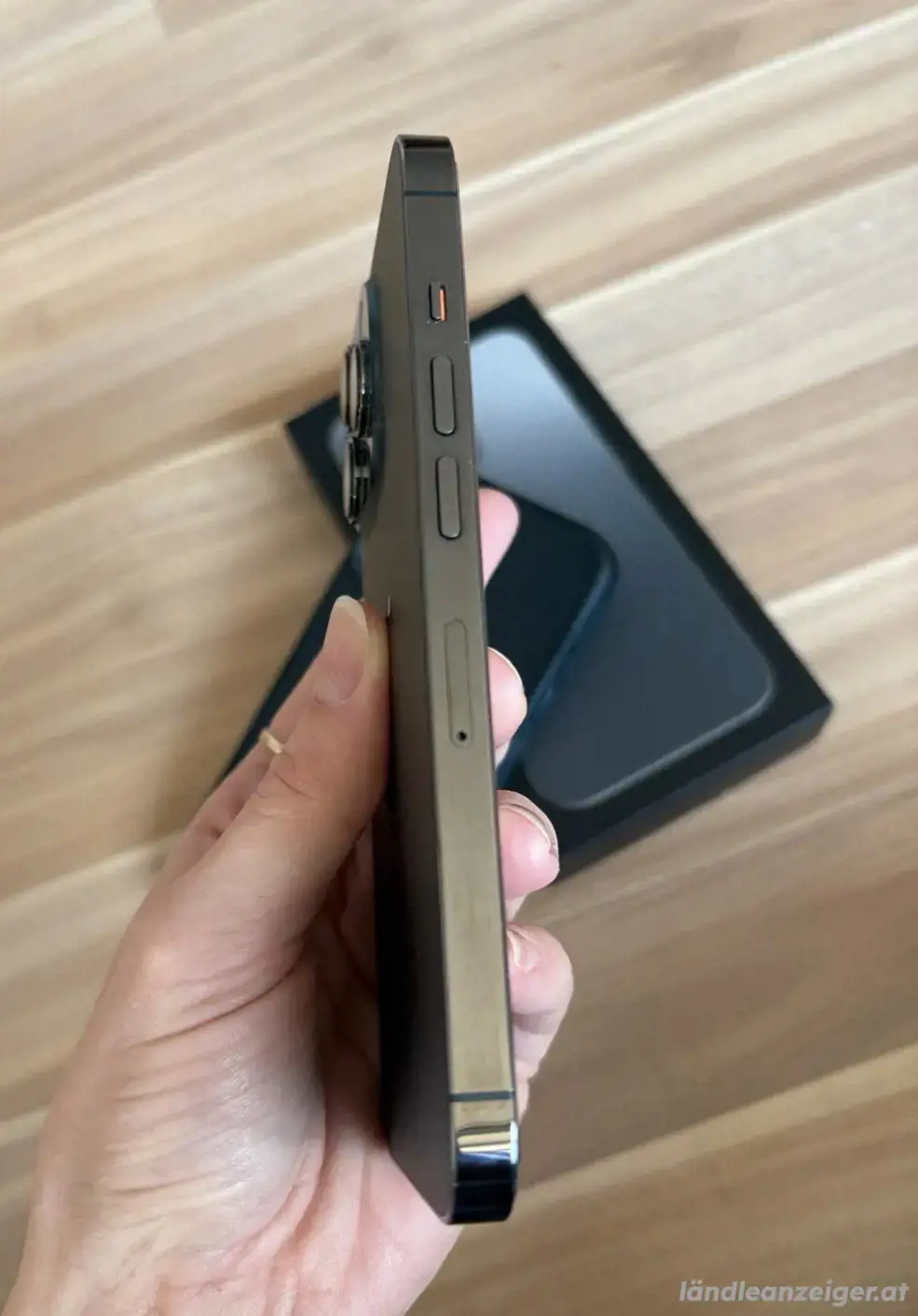 iPhone 13 Pro iPhone 13 Pro