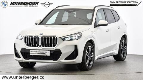 BMW X1 xDrive25e M Sportpaket // Anhängerkupplung // Head-Up // Komfortzugang BMW X1 xDrive25e M Sportpaket // Anhängerkupplung // Head-Up // Komfortzugang