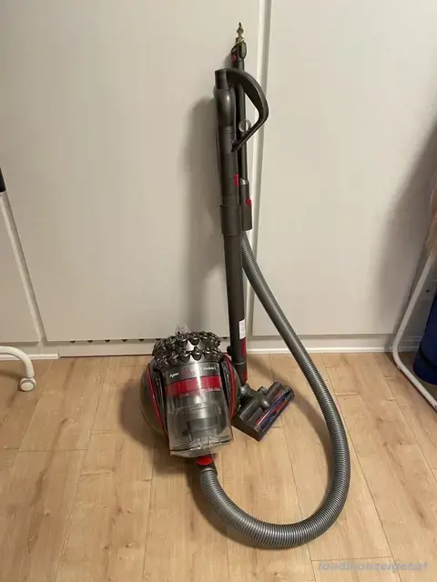 Dyson cinetic big ball Absolute 2 bodenstaubsauger mit Zubehör , OVP Dyson cinetic big ball Absolute 2 bodenstaubsauger mit Zubehör , OVP