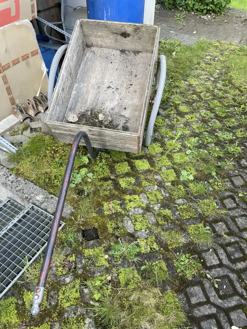 Fahrradanhänger (Reparaturbedürftig!) Fahrradanhänger (Reparaturbedürftig!)