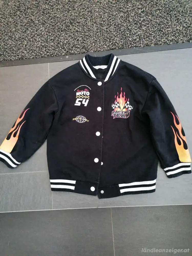 Sweatjacke neuw. Sweatjacke neuw.