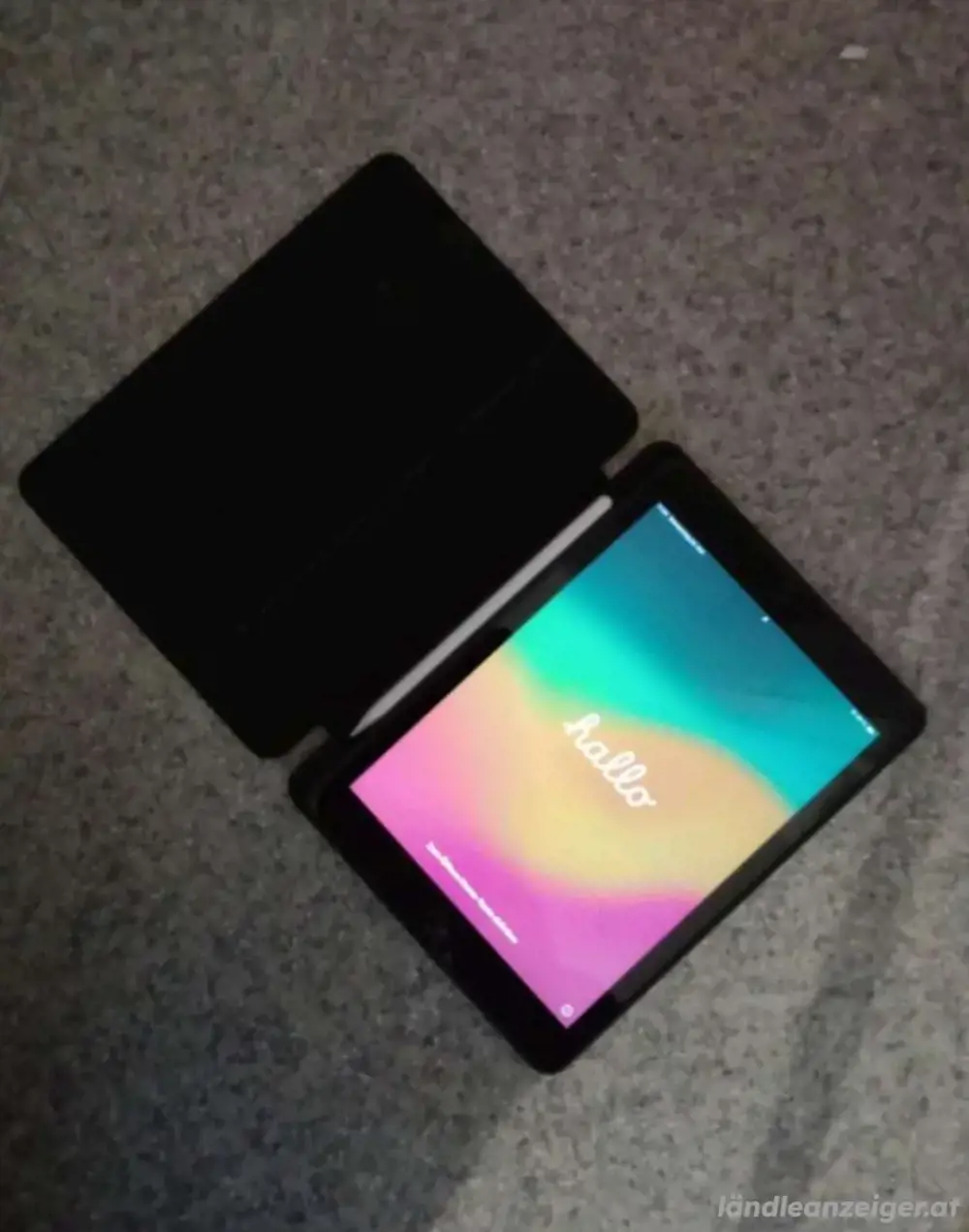 iPad mit 128gb inkl. Hülle + Stift iPad mit 128gb inkl. Hülle + Stift
