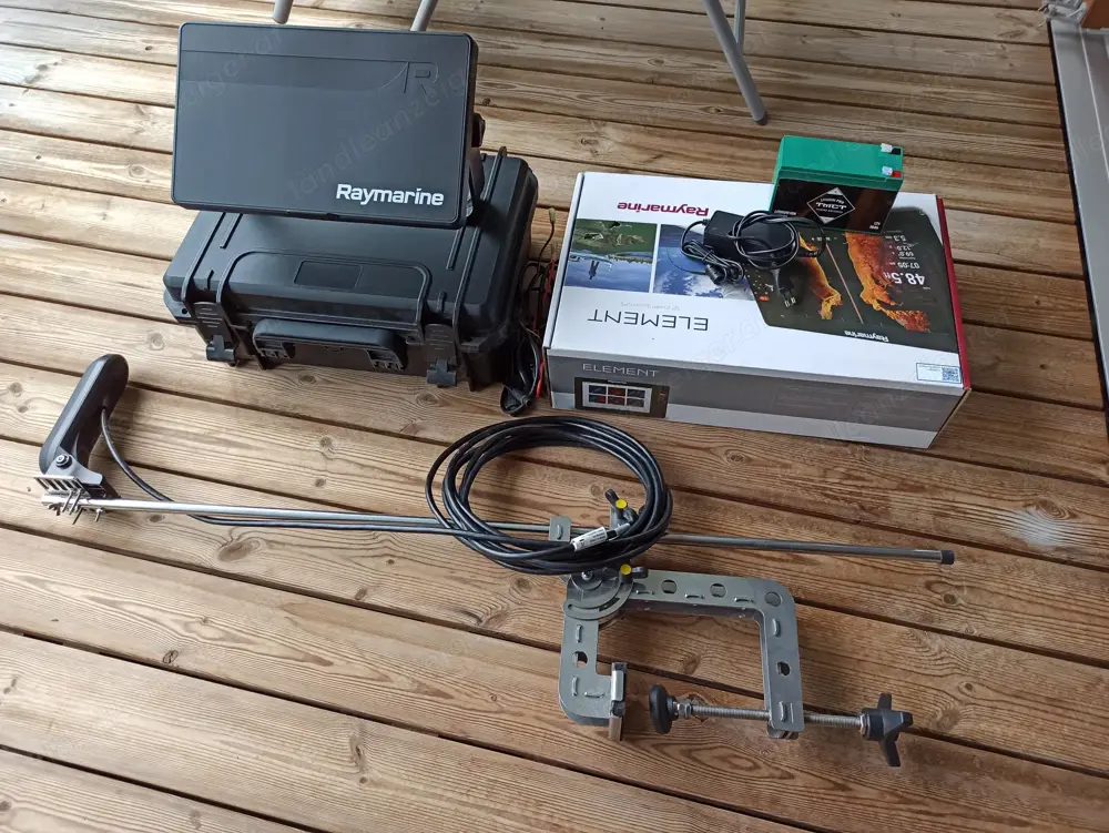 Echolot Raymarine Element 12 Echolot Raymarine Element 12