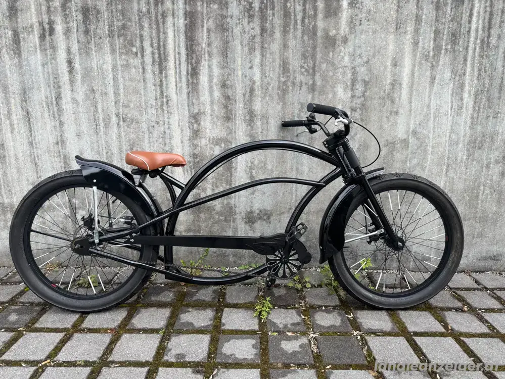 Blade cruiser