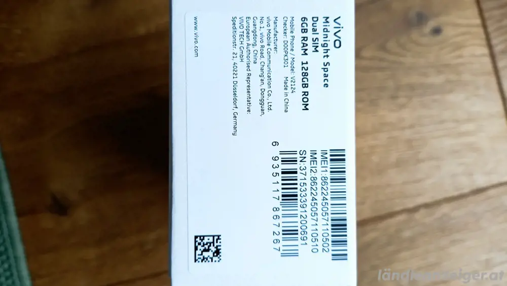 Vivo Y76 Cyan Black