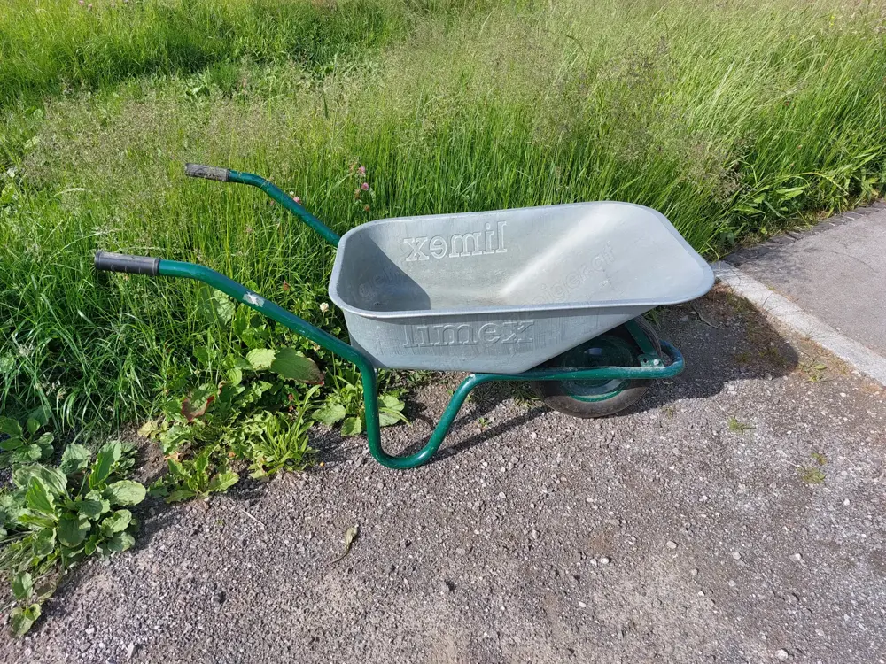 Schubkarre zu verkaufen   robust & praktisch!