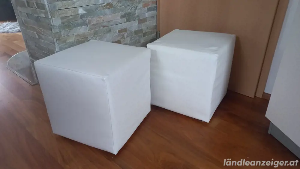 2 weisse Sitzwürfel 2 weisse Sitzwürfel