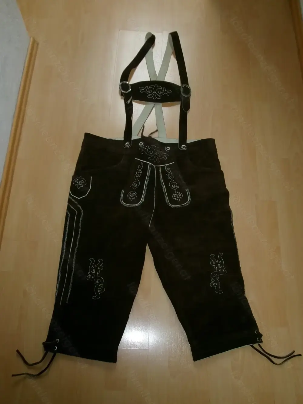 Lederhose mit Träger Lederhose mit Träger