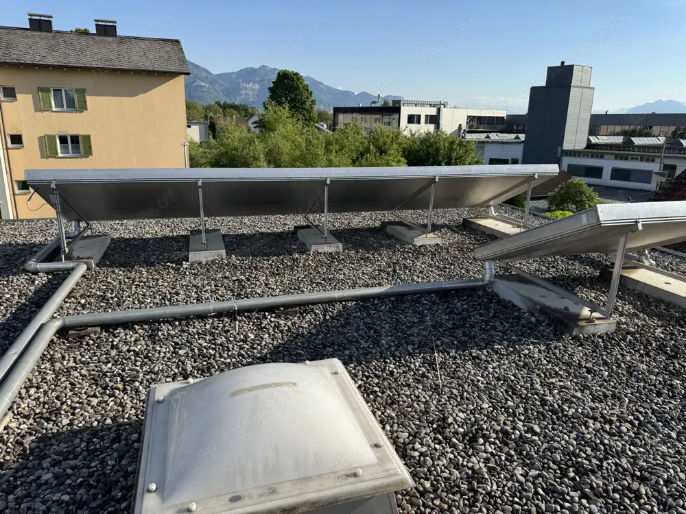 Thermische Solaranlage für das Flachdach Thermische Solaranlage für das Flachdach