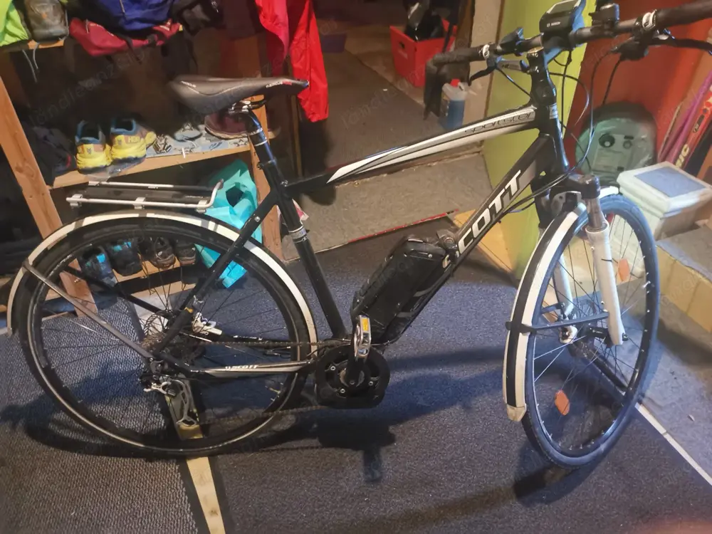 BOSCH Scott E Bike Trekkingrad
