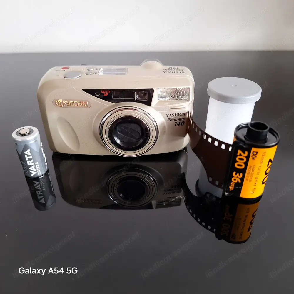 Yashica zoomate 140 retro analog kameraset - point & shoot Yashica zoomate 140 retro analog kameraset - point & shoot