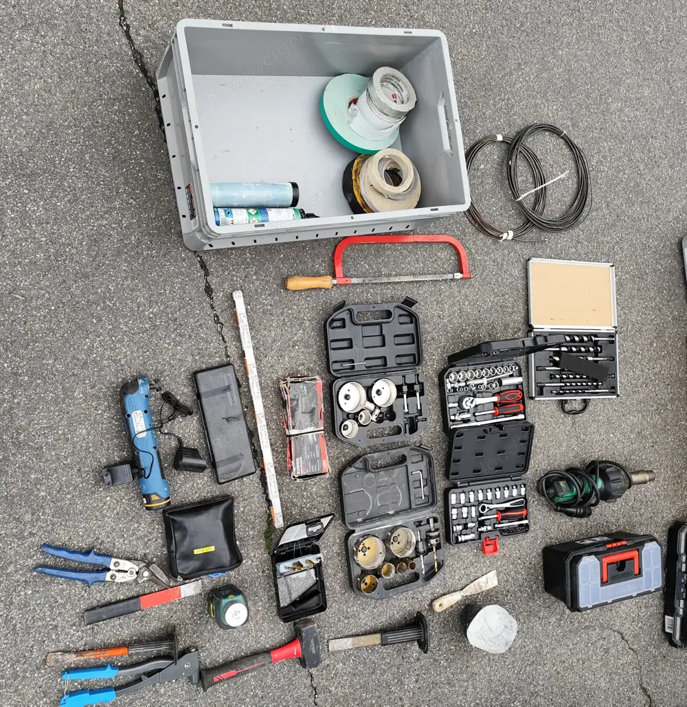 Elektro und Werkzeugmaterial Elektro und Werkzeugmaterial