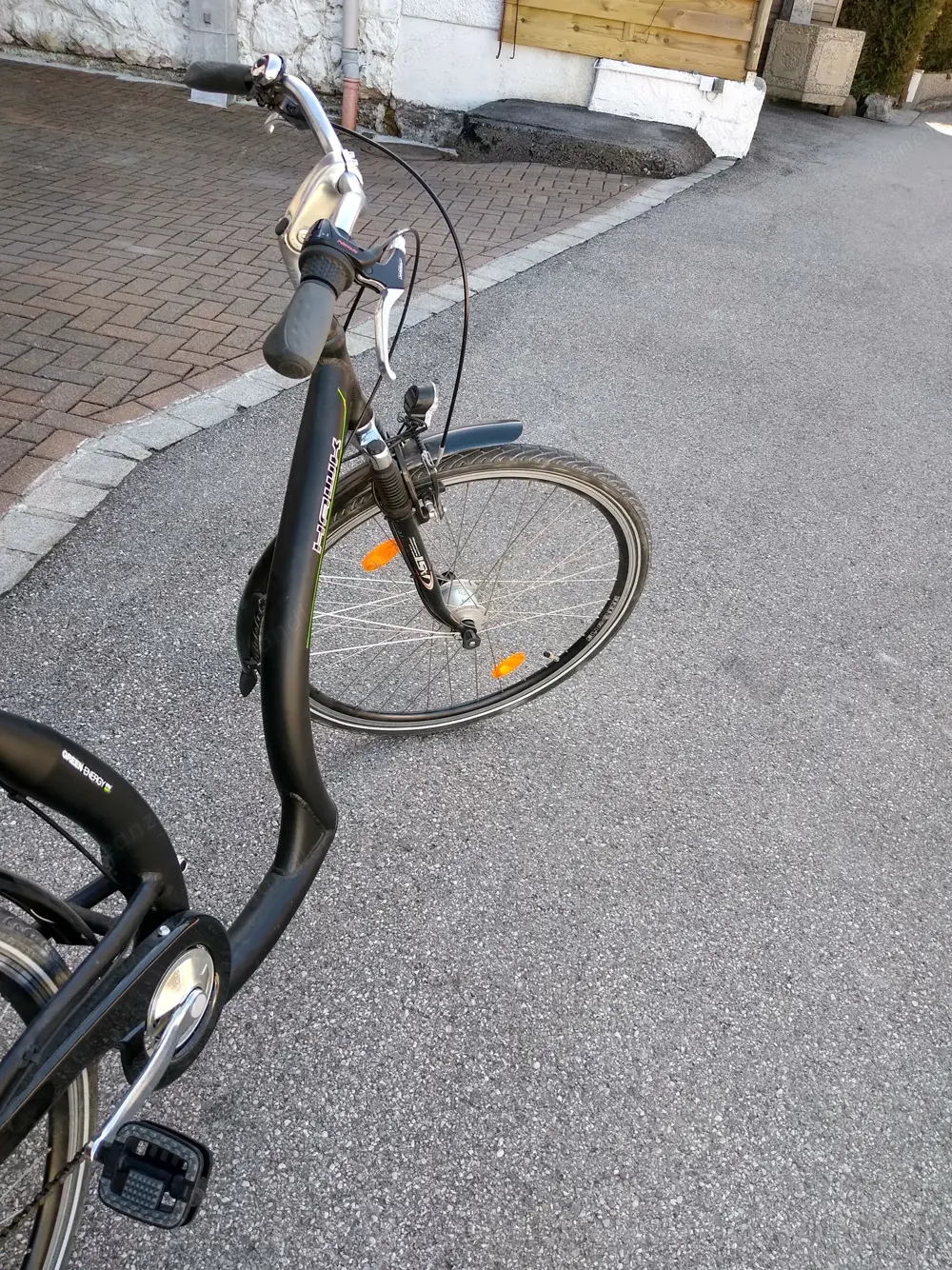 HAWK   City-Bike Comfort 28"   3-Gang Schaltung Farbe: schwarz