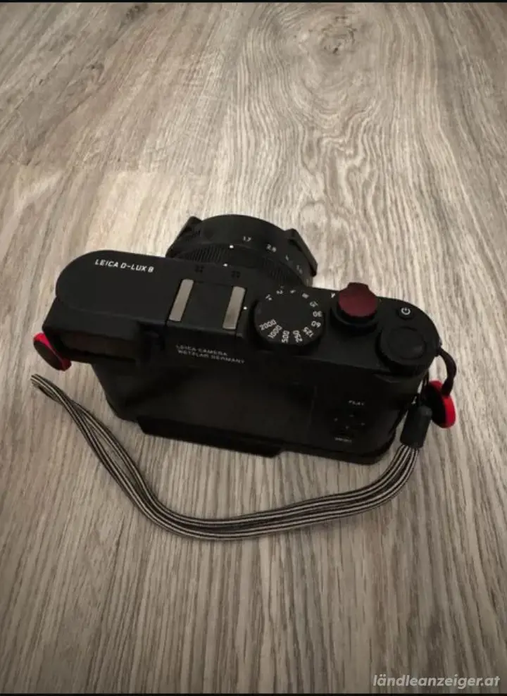 Leica D-Lux 8 mit OVP und Rechnung