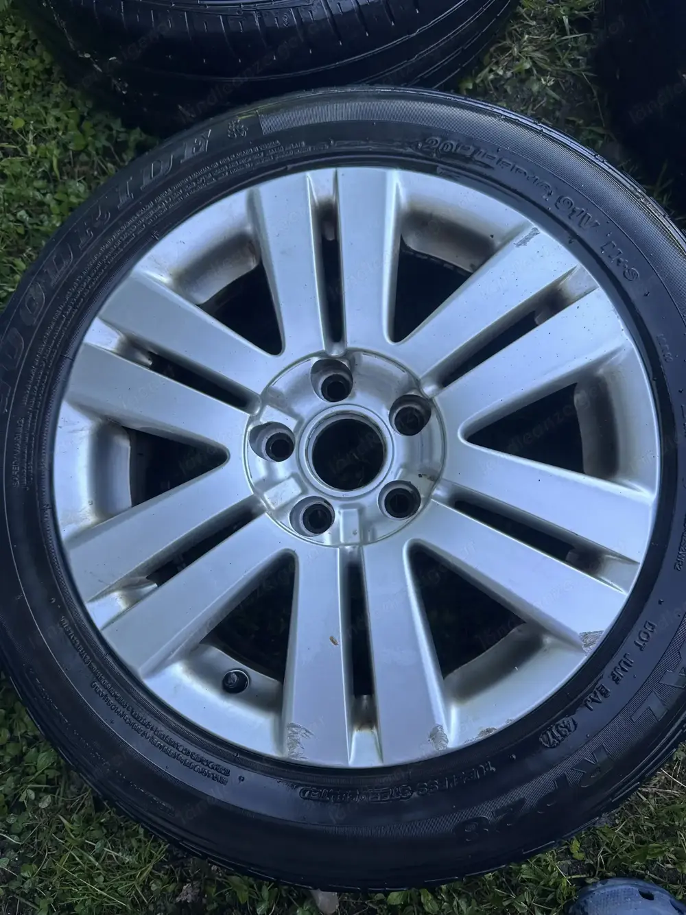 Verkaufe VW Felgen+Reifen Verkaufe VW Felgen+Reifen