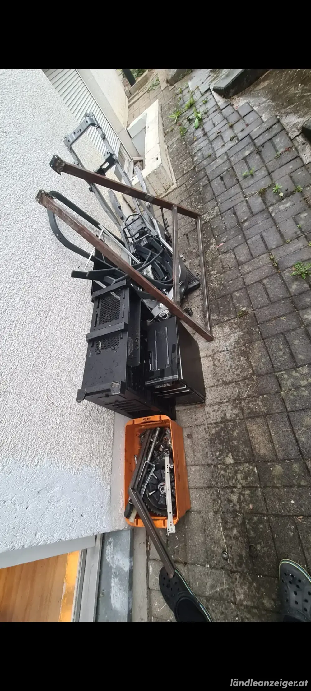 Verschenke Metallschrott Verschenke Metallschrott