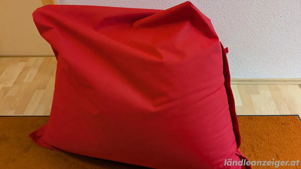 Sitzsack rot und gelb Sitzsack rot und gelb