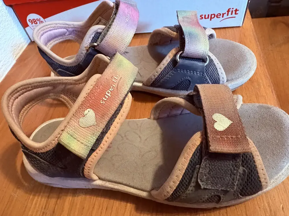 Mädchensandalen Grösse 30 Marke Superfit Mädchensandalen Grösse 30 Marke Superfit