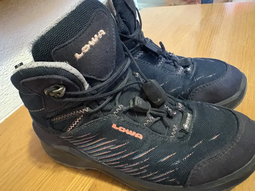 Lowa Wanderschuhe Grösse 30 Lowa Wanderschuhe Grösse 30