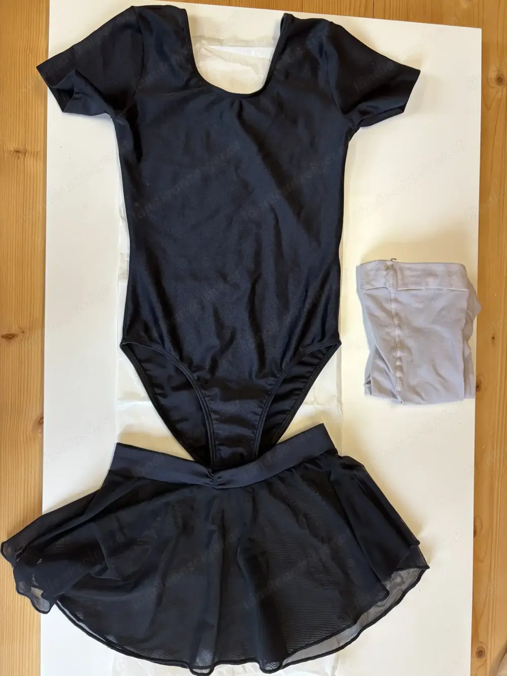 Balletttrikot und Röckchen Größe 8 Balletttrikot und Röckchen Größe 8