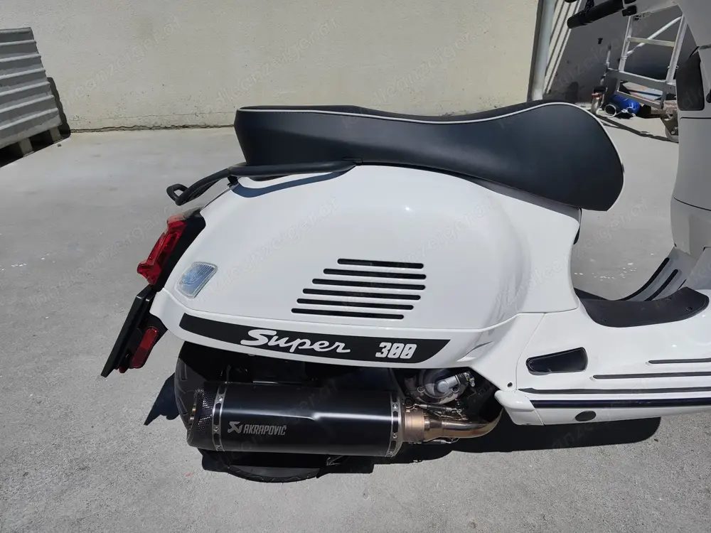 Vespa GTS 300 Vespa GTS 300