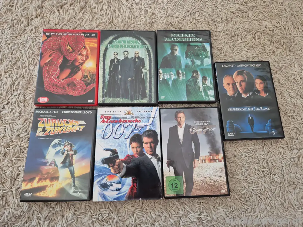 DVDs Spiderman, 007,...