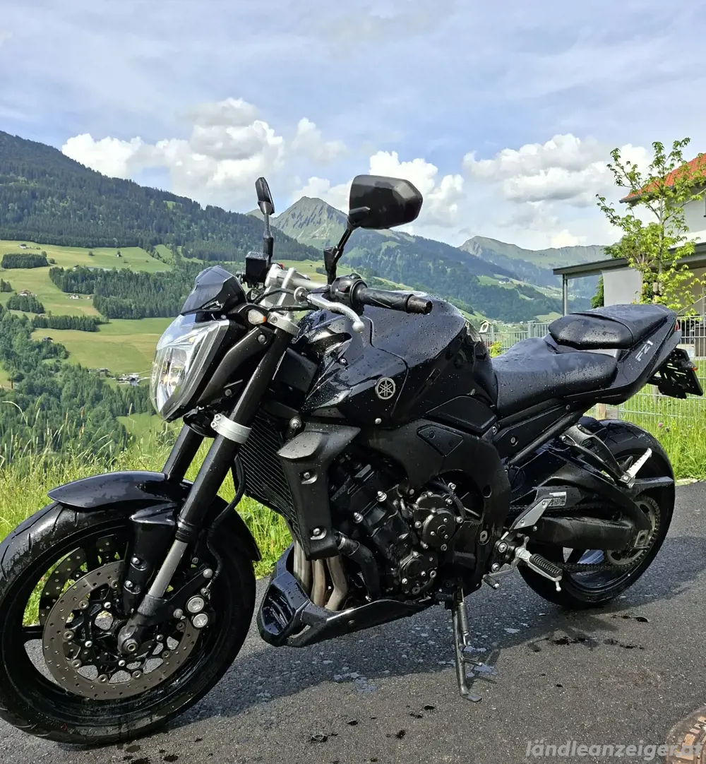 Yamaha FZ1