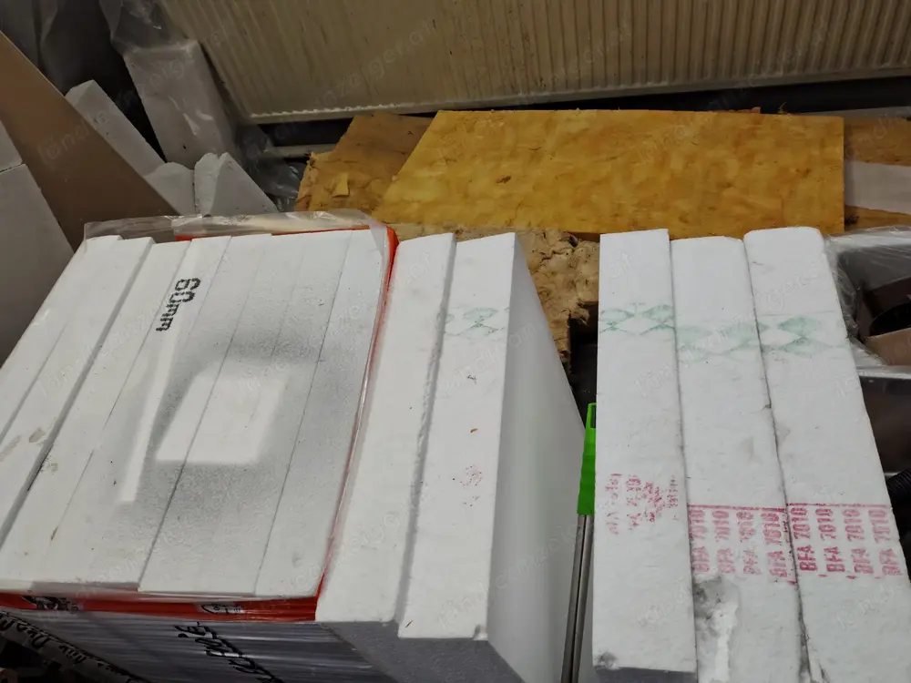Baumaterial, Styropor, Ziegel, Dämmung Baumaterial, Styropor, Ziegel, Dämmung