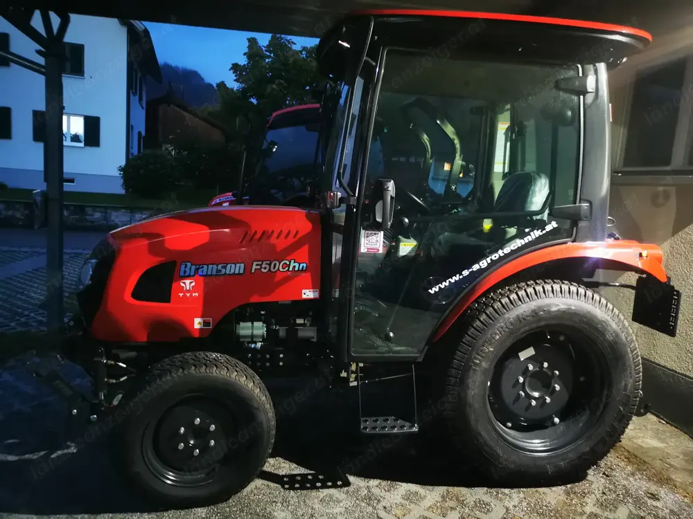 Traktor, Branson, Tym, Kommunal, Hydrostat, NEU Traktor, Branson, Tym, Kommunal, Hydrostat, NEU