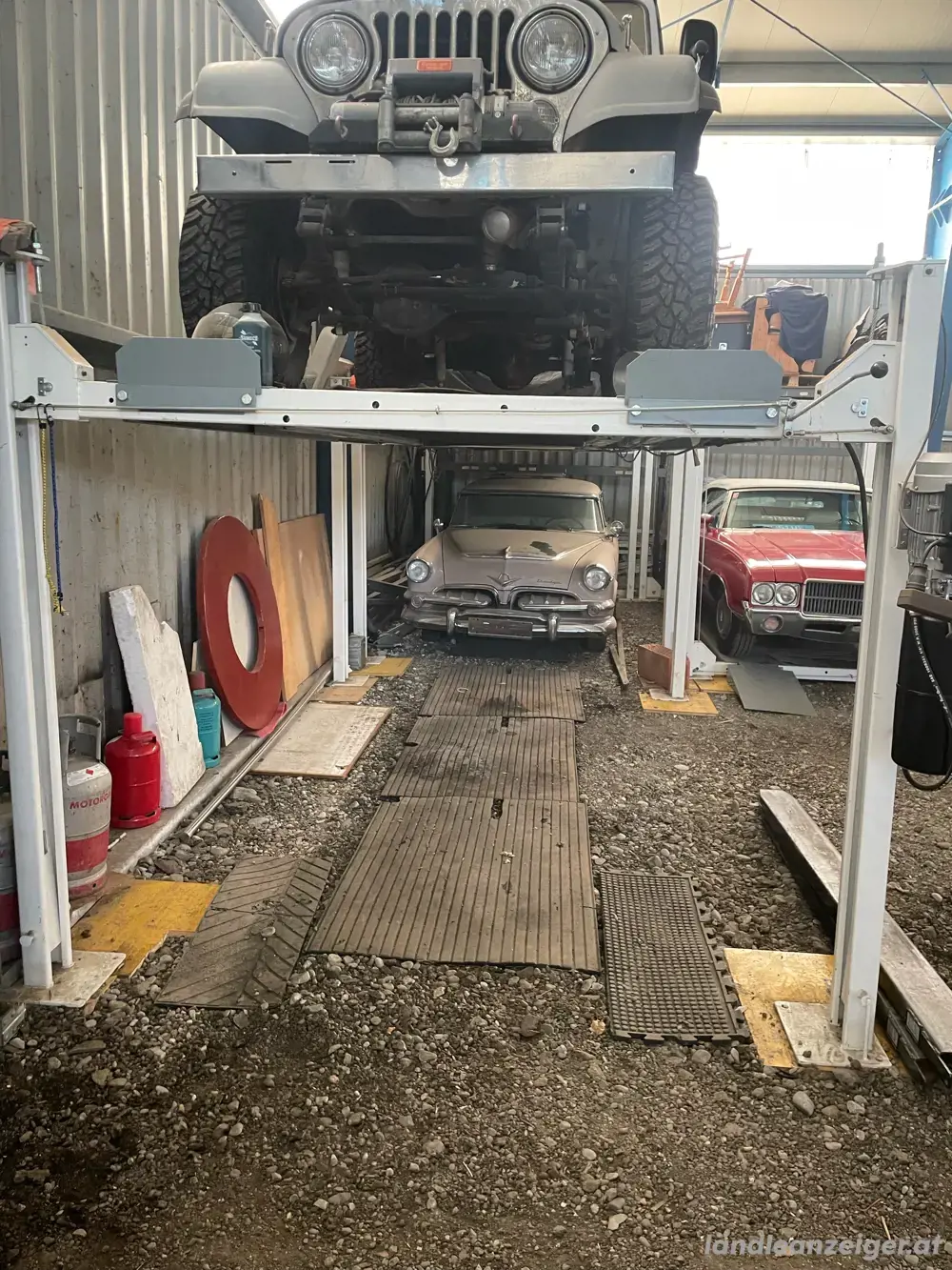 Auto Lift Halle Parkplatz Abststellplatz