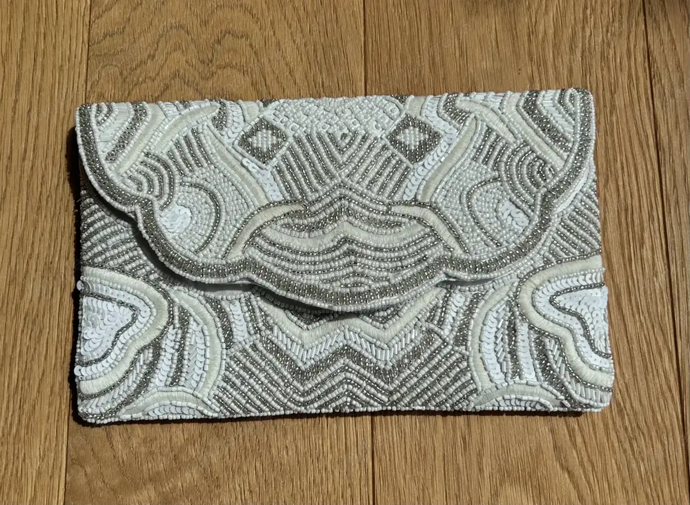 Clutch Umhängetasche von Naf Naf Clutch Umhängetasche von Naf Naf