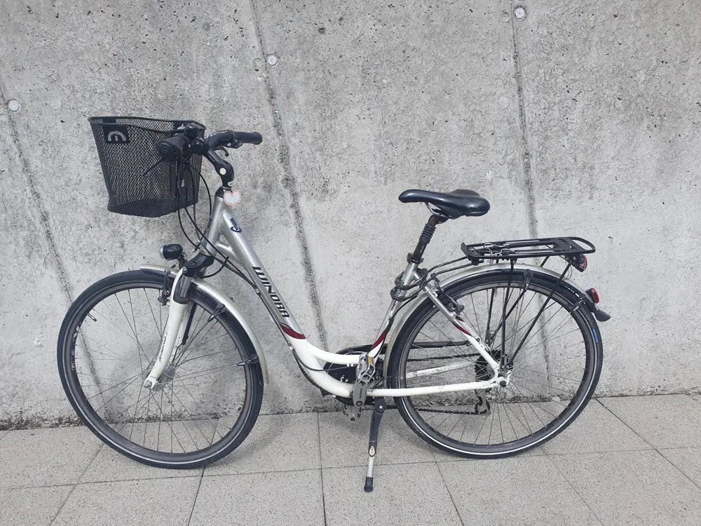 Winora Damenfahrrad weiß - 28 Zoll - shimano 24 Winora Damenfahrrad weiß - 28 Zoll - shimano 24