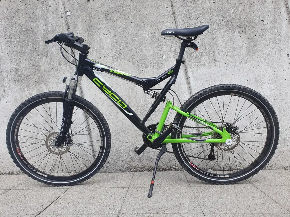 Jugendfahrrad Cyco - 26 Zoll - 24 Gänge Jugendfahrrad Cyco - 26 Zoll - 24 Gänge
