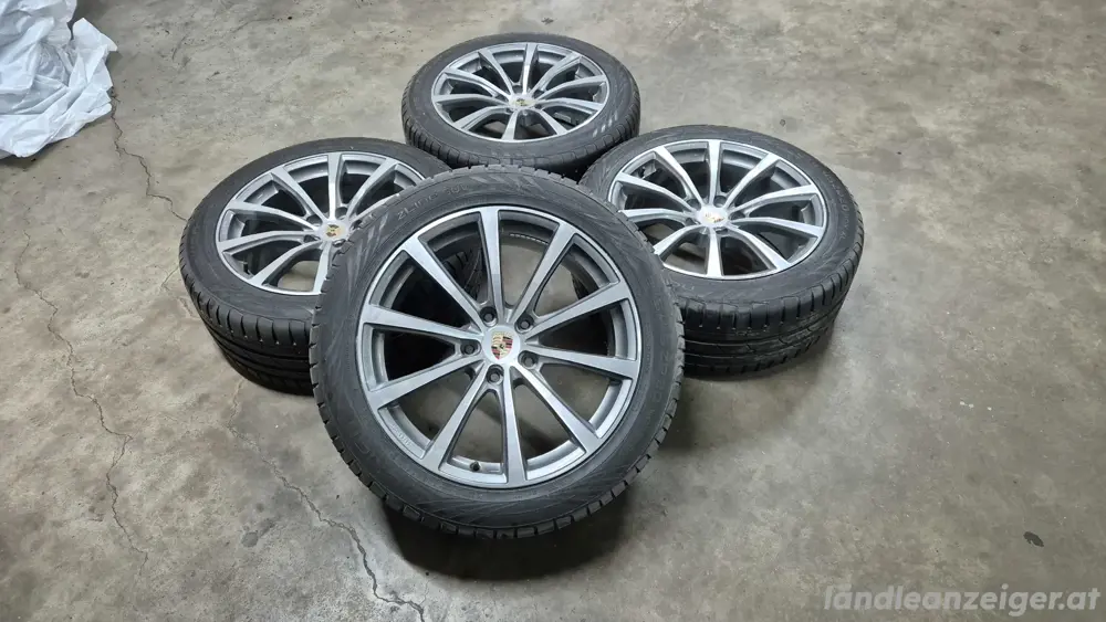 Porsche Cayenne 20 Zoll Alufelgen Kompletträder Cayenne Touareg Porsche Cayenne 20 Zoll Alufelgen Kompletträder Cayenne Touareg