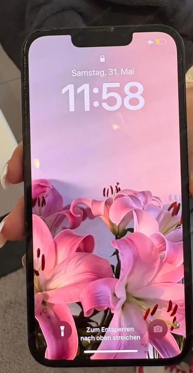 Gut erhaltenes I Phone 13 Gut erhaltenes I Phone 13