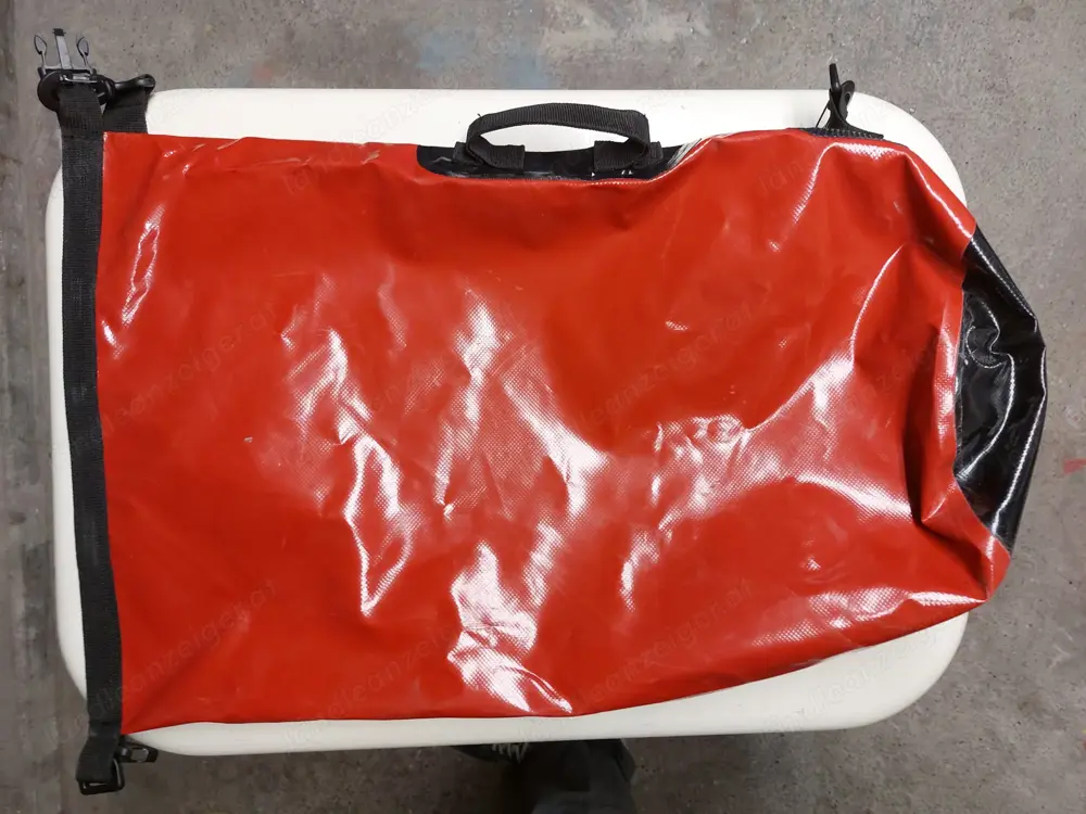 Drybag rot, wasserdicht, neuwertig Drybag rot, wasserdicht, neuwertig