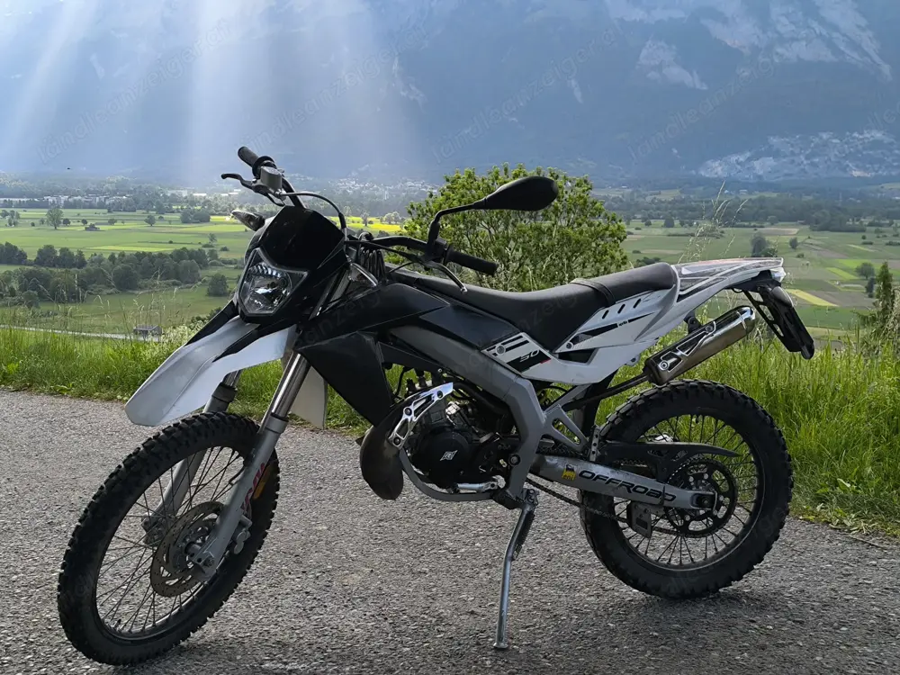 Moped Aprilia RX 50 Bauj. 2015 Moped Aprilia RX 50 Bauj. 2015