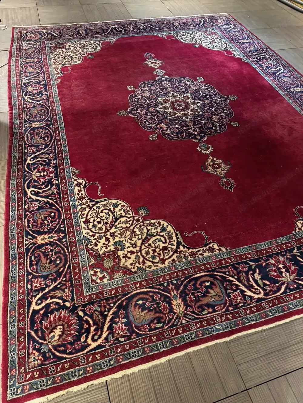 Großer Teppich (300x400) im orientalischem Design Großer Teppich (300x400) im orientalischem Design