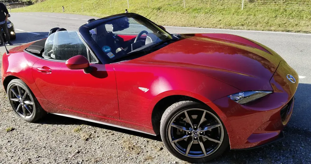 Mazda MX-5 Revolution Top Mazda MX-5 Revolution Top