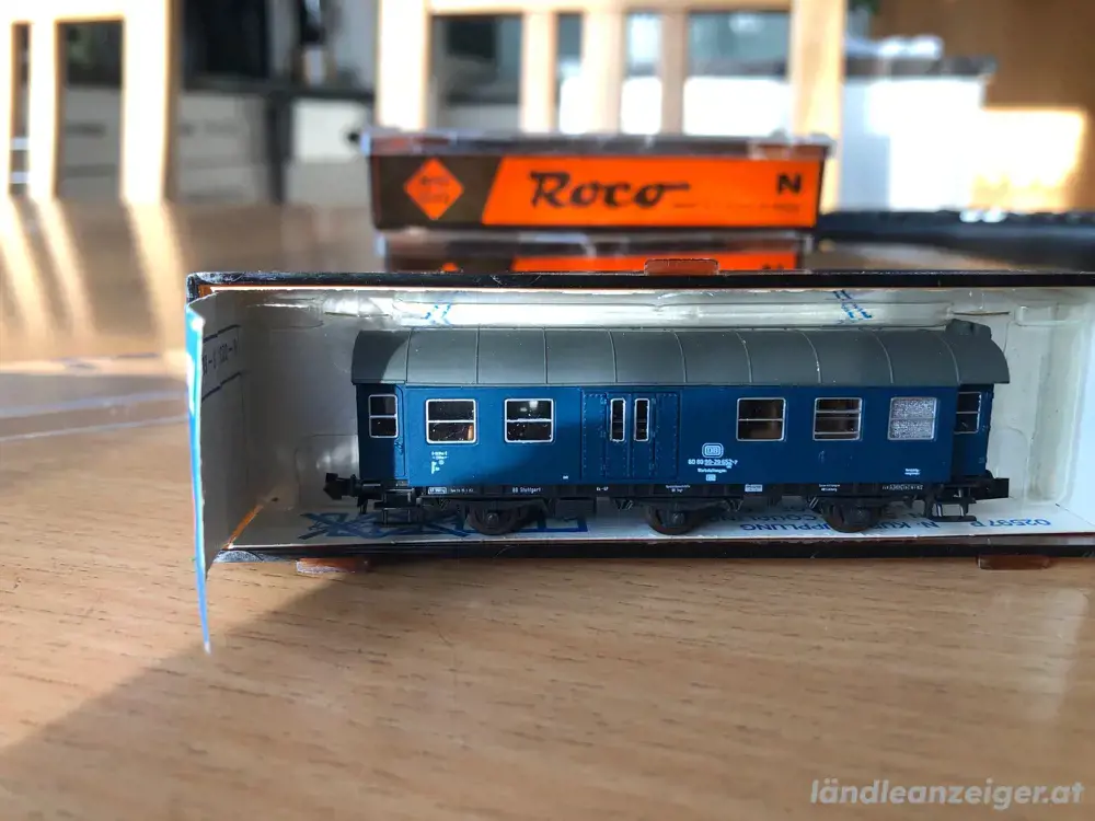 3 Roco Personenwaggen spur N 3 Roco Personenwaggen spur N