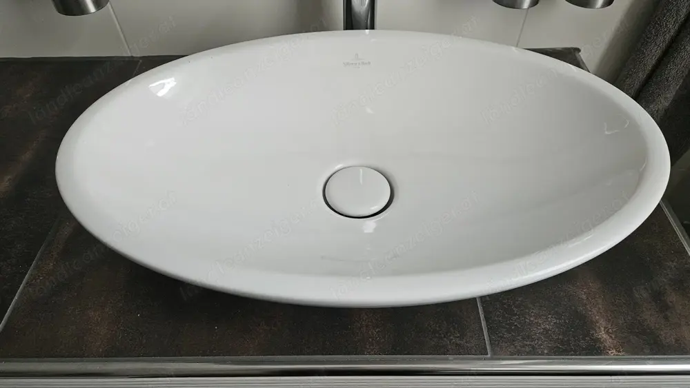 2 Stk. Aufsatz Waschbecken Villeroy & Boch 58x38x11 2 Stk. Aufsatz Waschbecken Villeroy & Boch 58x38x11
